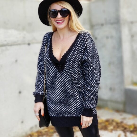 DARLENE Fuzzy Sweater - Picture 2 of 6